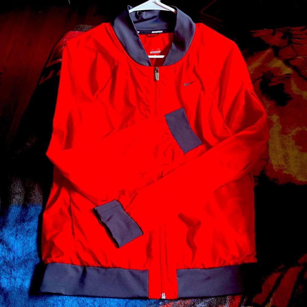 NIKE RED WINDBREAKER
